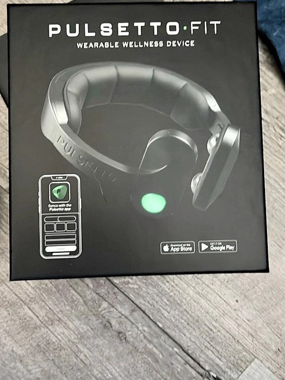 pulestto Fit Wearable Wellness Device in Black Like New